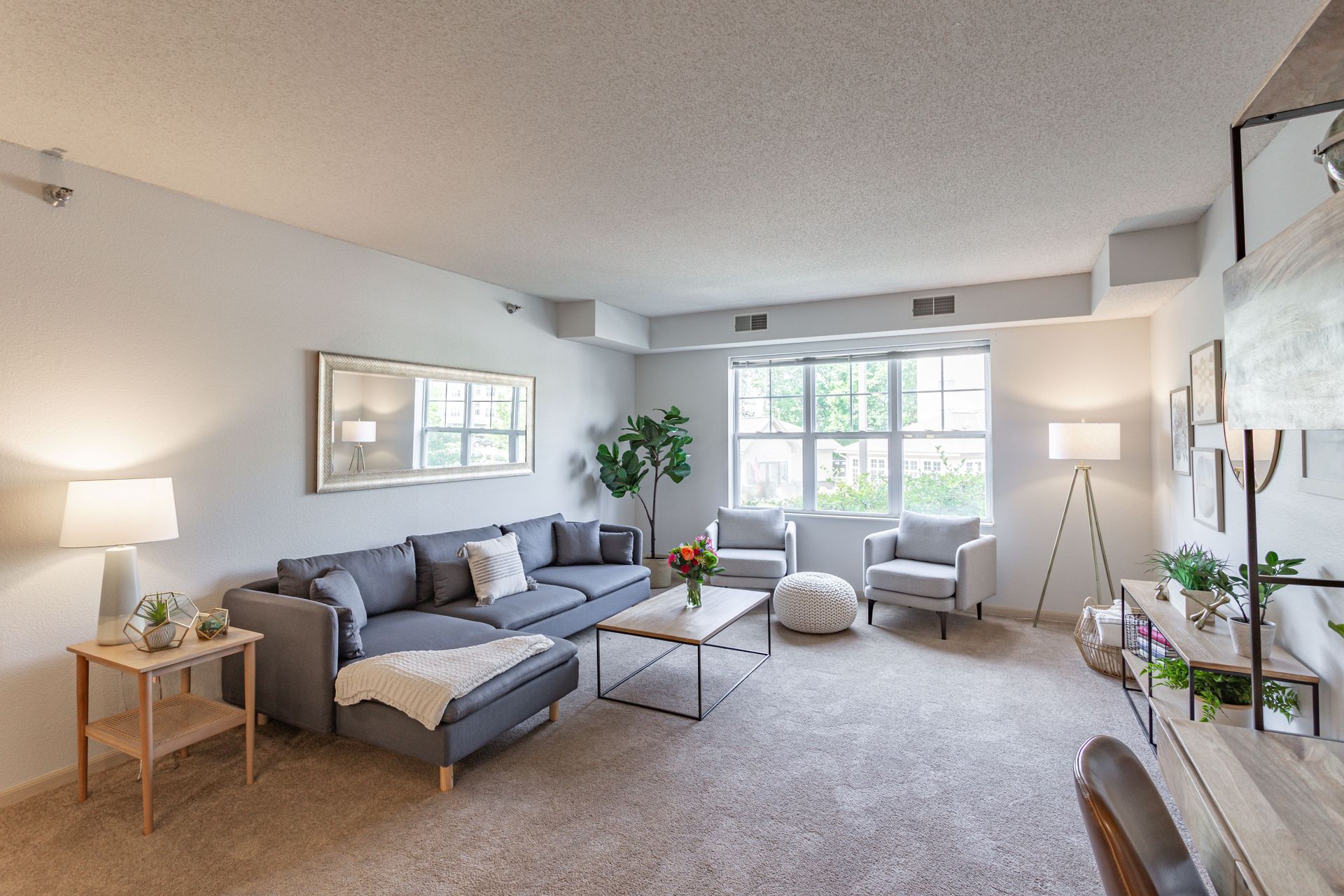 Chanhassen Apartment: 8260 Market Blvd