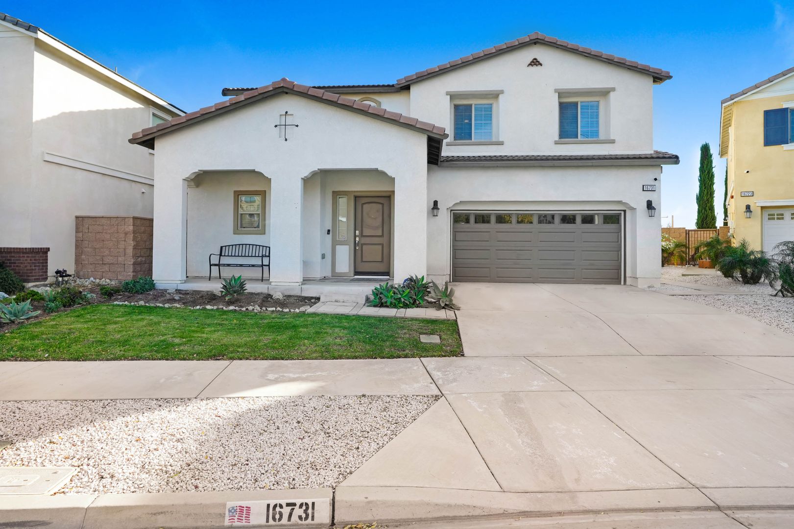 Fontana House: 16731 Kalmia Ln
