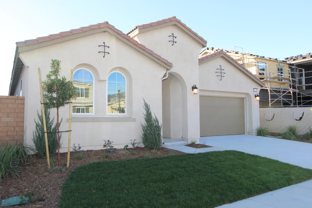 Ontario House: 3694 S. Green Ave.