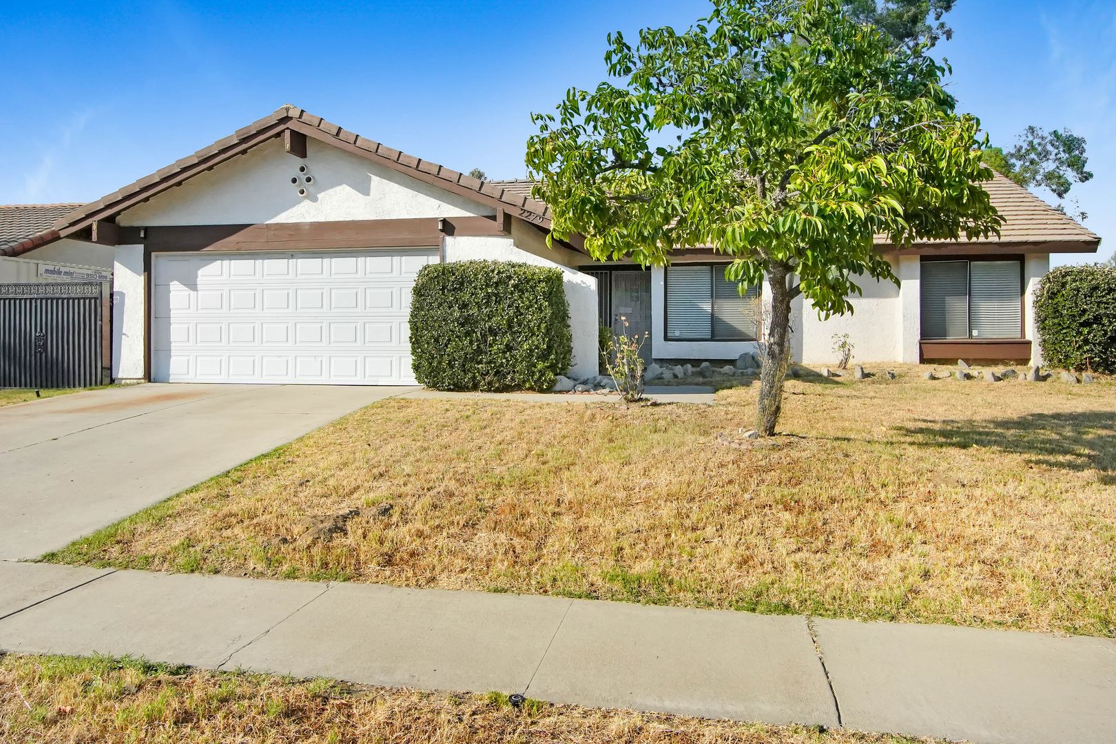 Rialto House: 2279 N Sycamore Ave