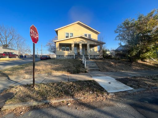 Updated 3 Bed, 1 Bath Home Near Ohio Expo Center – photo 1