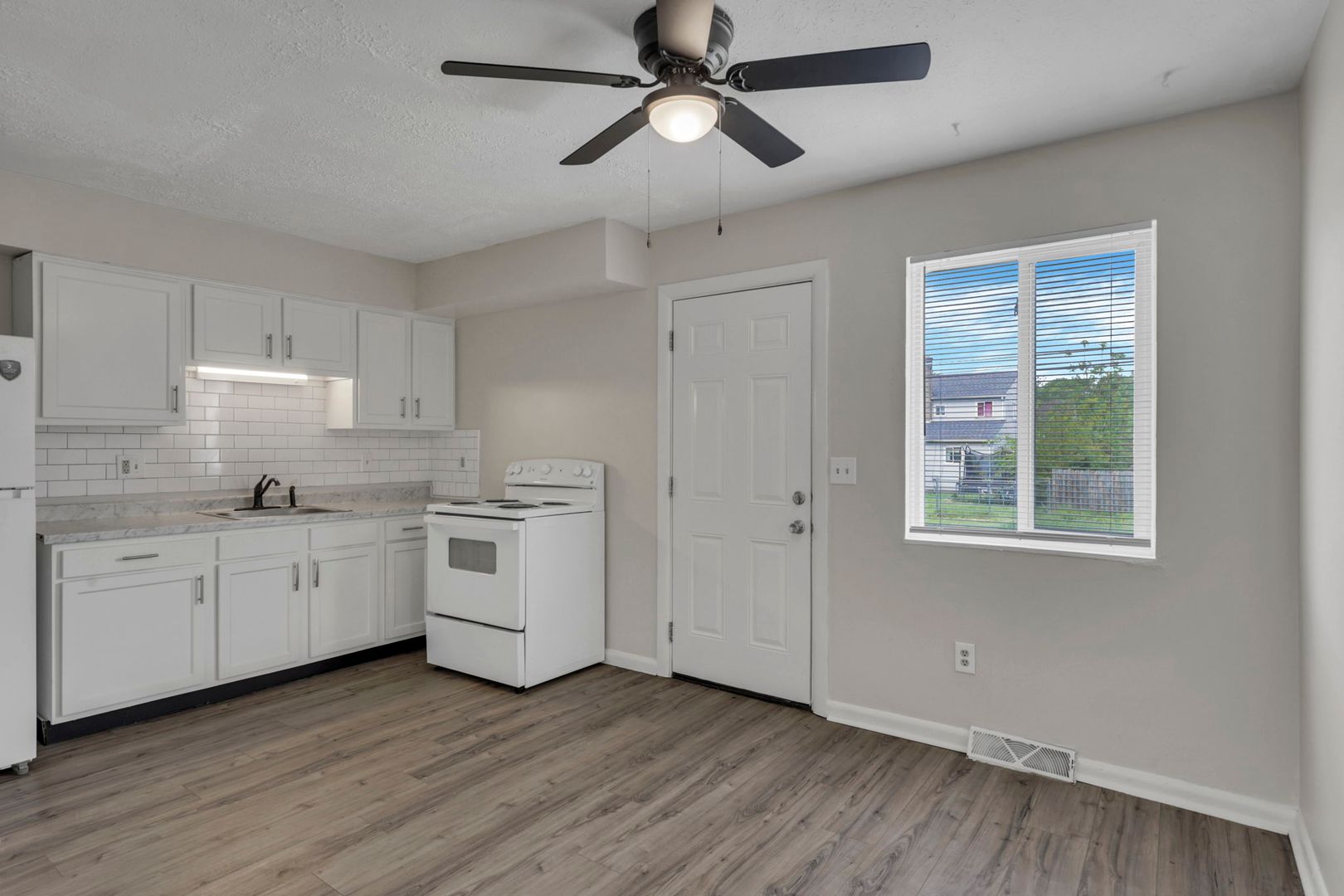 Columbus Apartment: 429 Barnett Rd