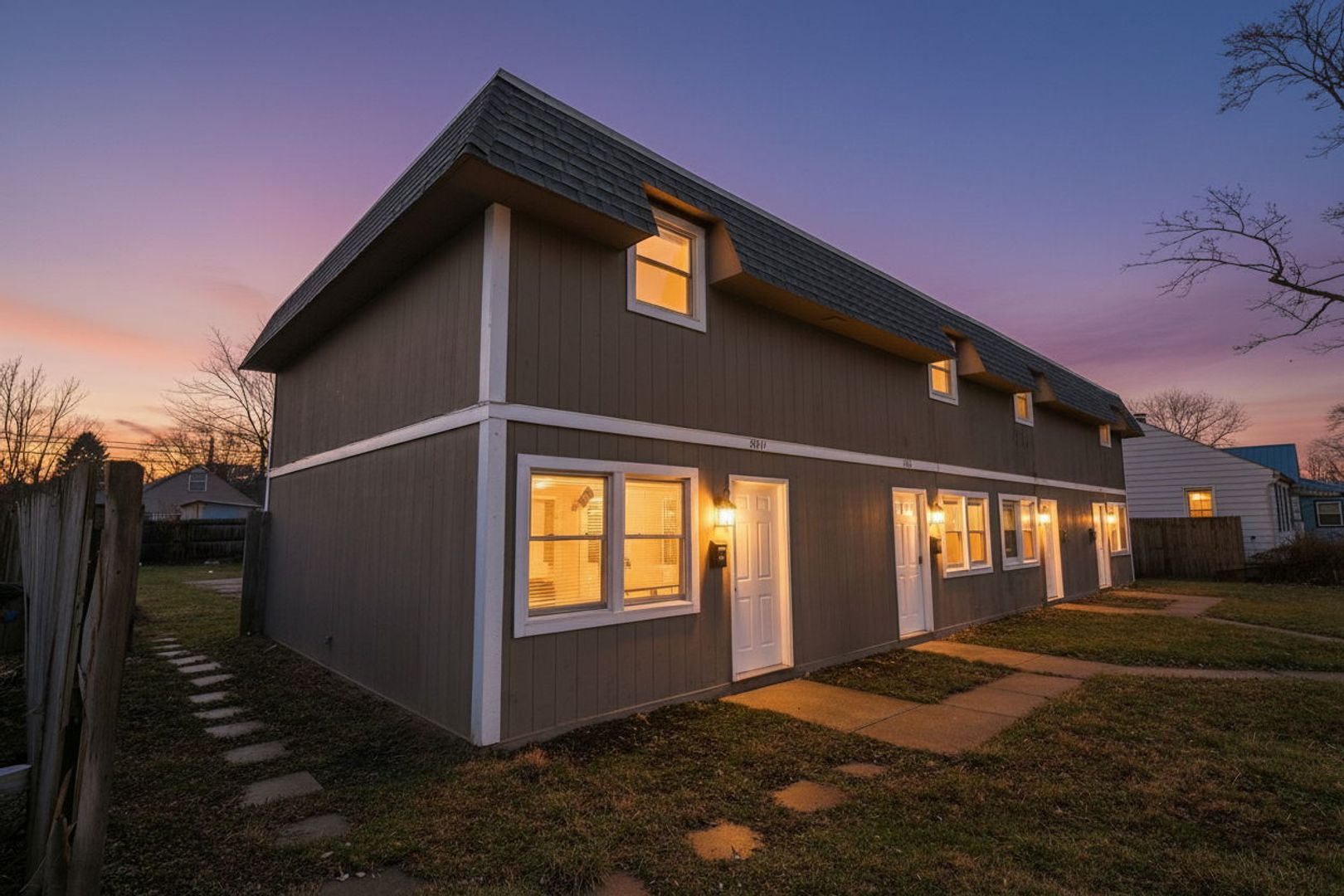 Columbus Apartment: 3086-3092 Grasmere Ave