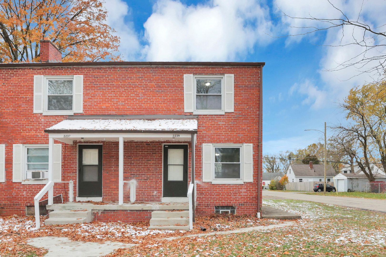 Columbus Apartment: 2233-2239 N Homestead Dr