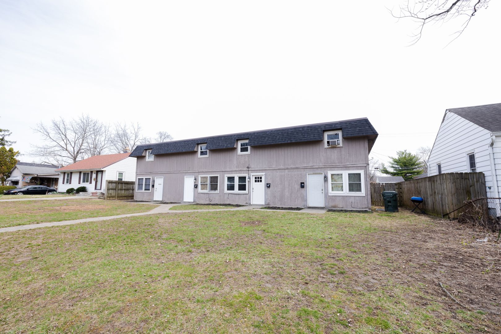 Columbus Apartment: 3086-3092 Grasmere Ave