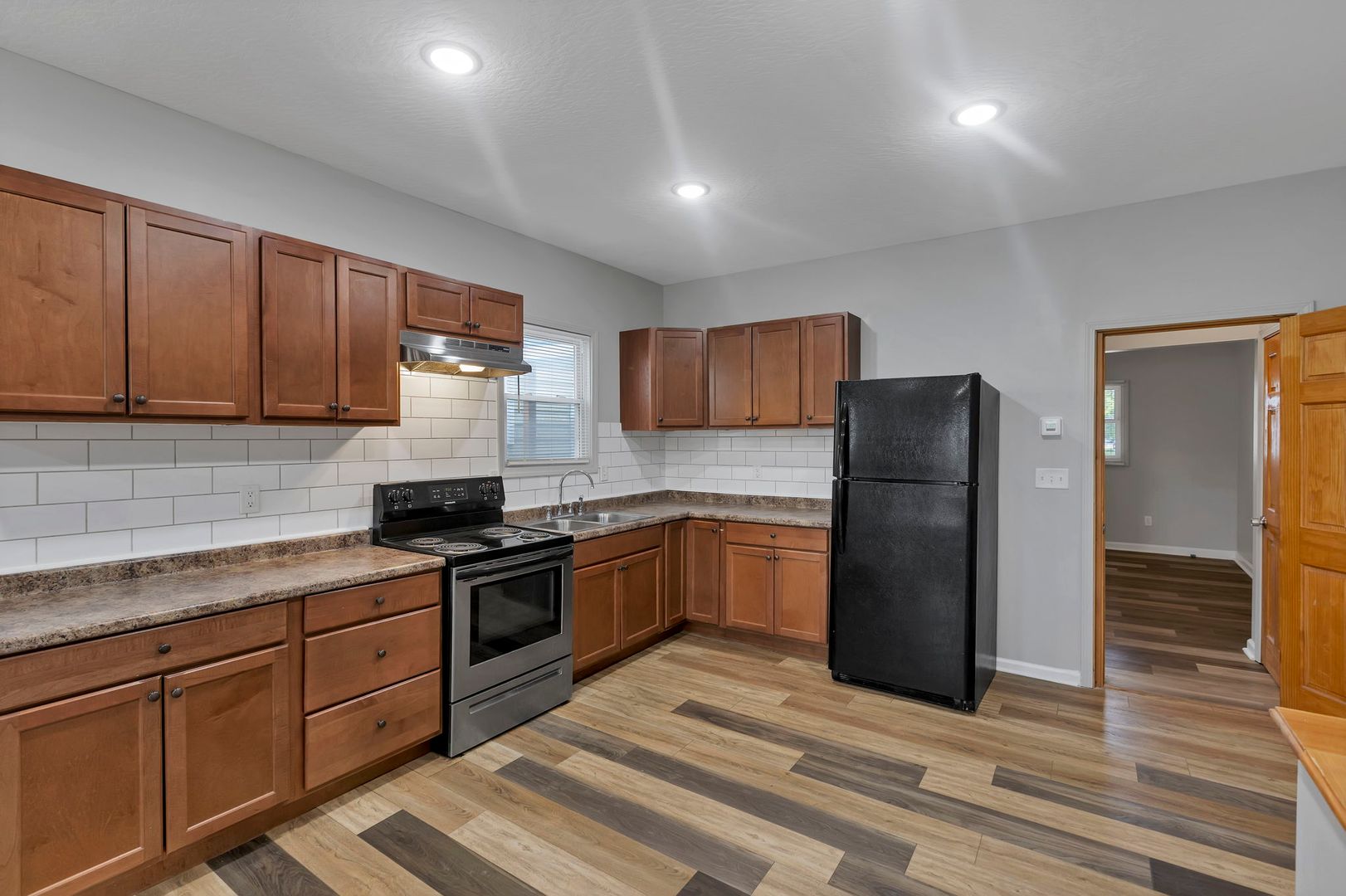 Columbus Apartment: 2023 - 2025 Sullivant Ave