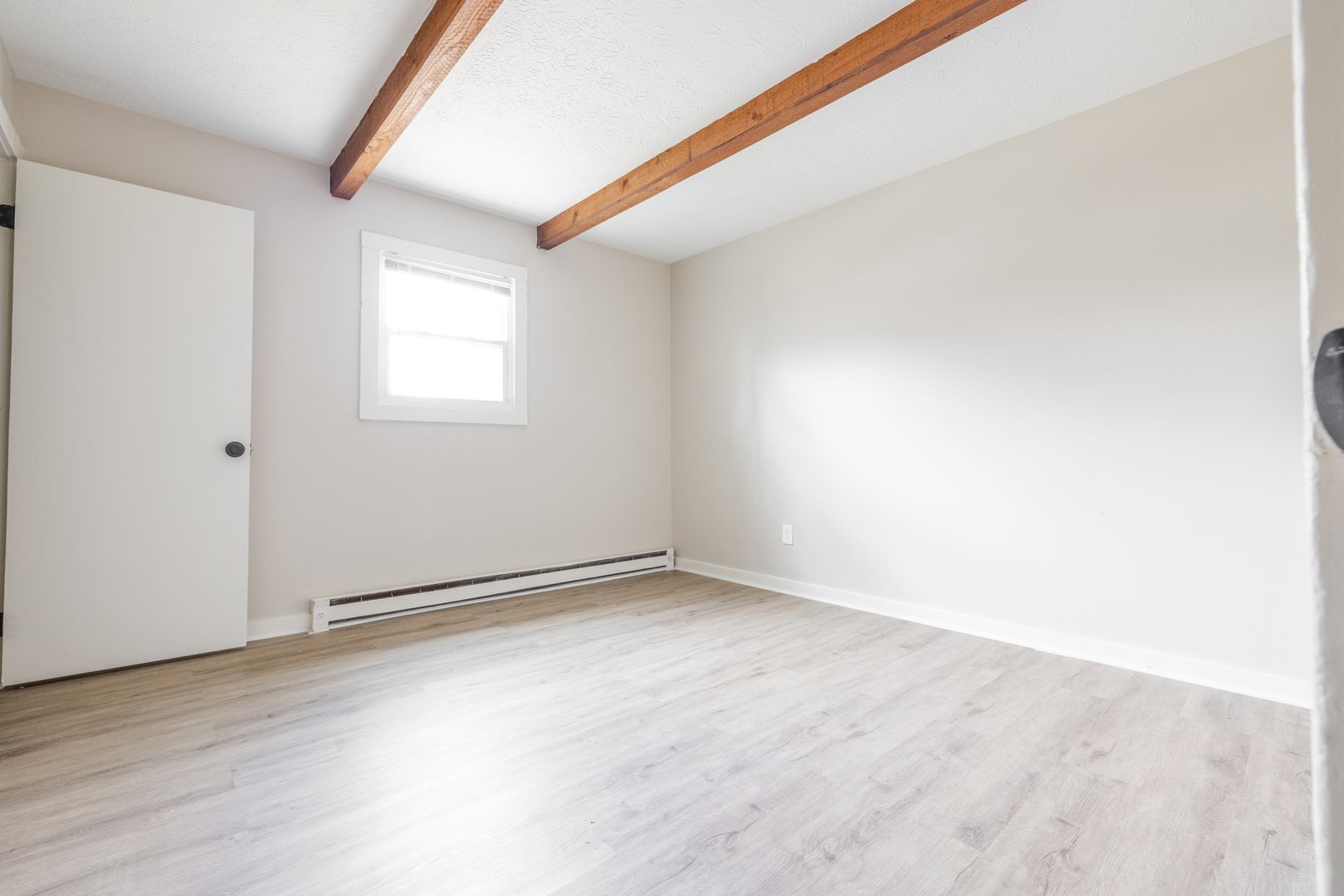 Columbus Apartment: 3086-3092 Grasmere Ave