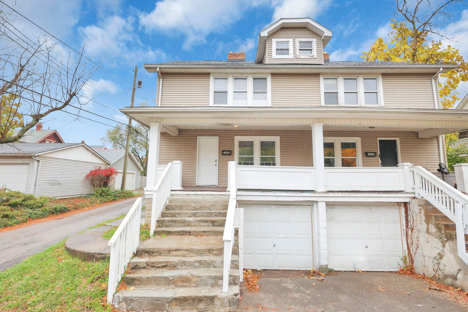 Columbus Apartment: 1038-1040 Forest St