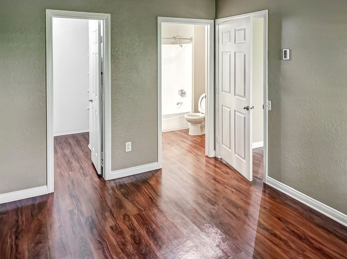 Hourglass Park Apartments 10 of 12