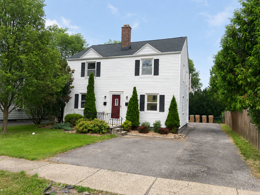 Charming 2 bed 1 bath in Cheektowaga