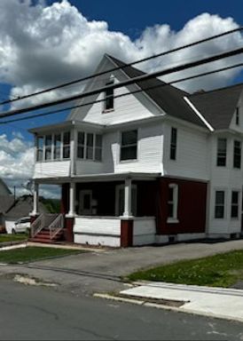 Spacious 3 bedroom 1 bath w/ off street parking in Schenectady # – photo 1