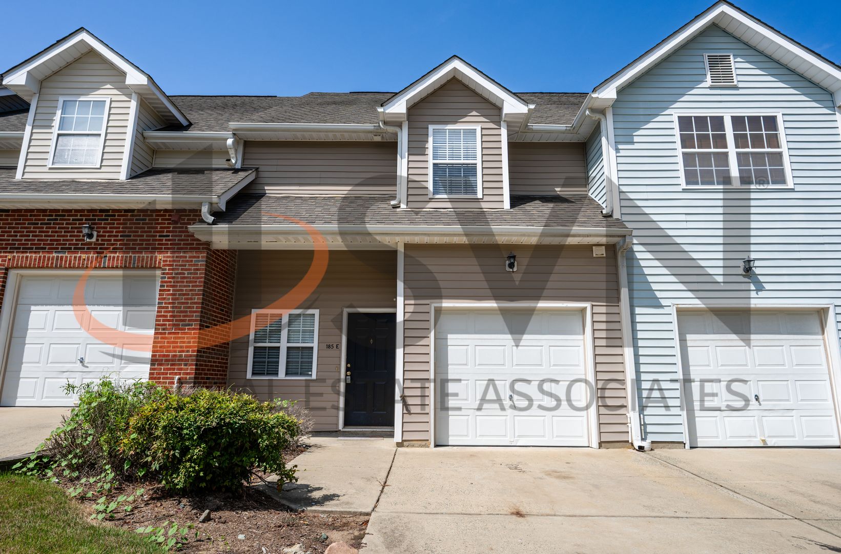 Chapel Hill House: 185-E Plaza Drive