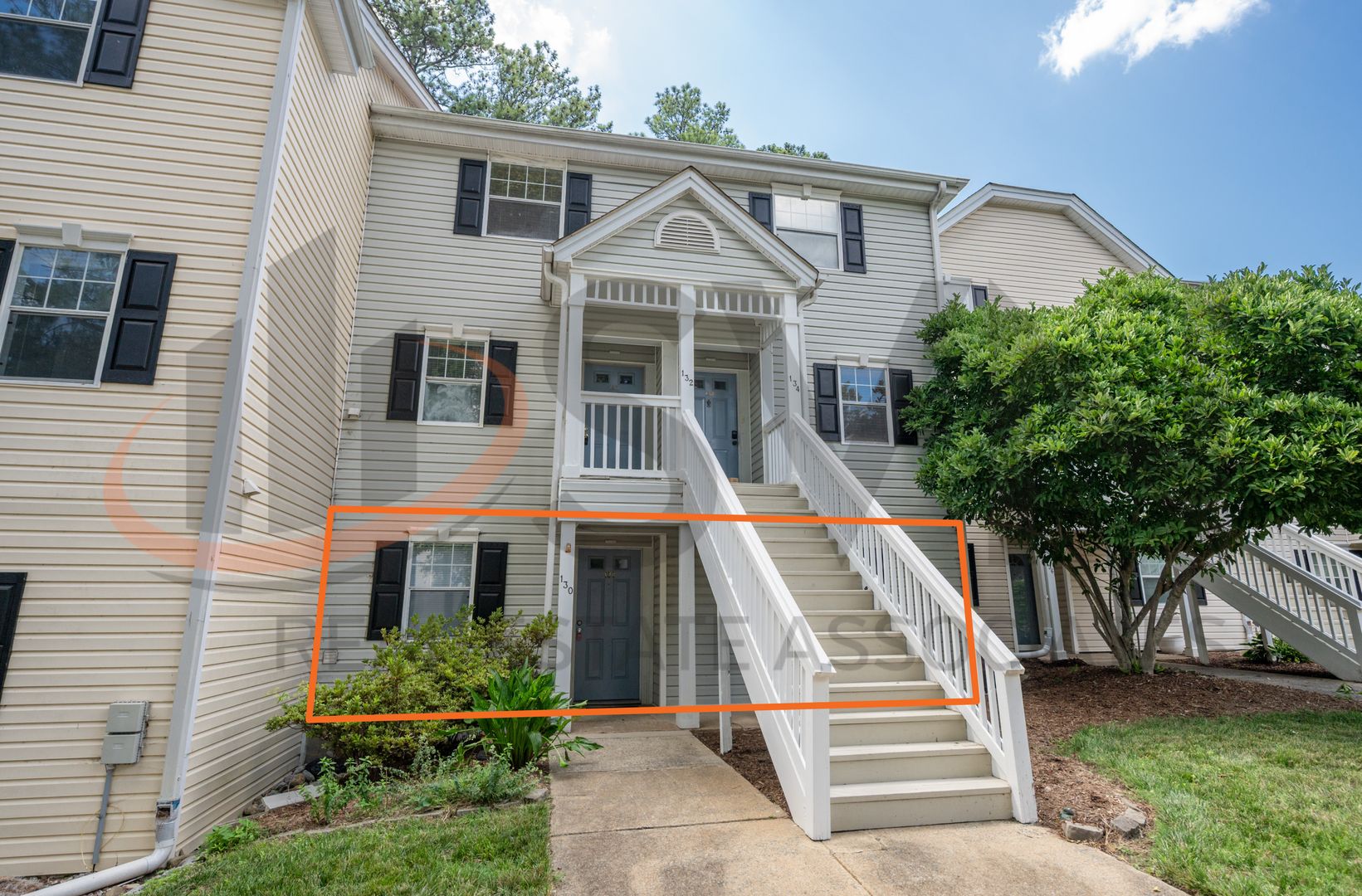 Chapel Hill Condo: 130 Kingsbury Drive