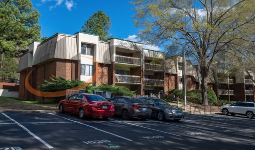 Charming 3BR, 2BA Condo in the Heart of Chapel Hill! – photo 1