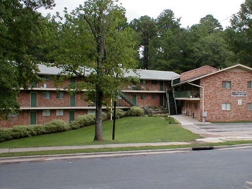 Arrowhead Apartments – photo 1
