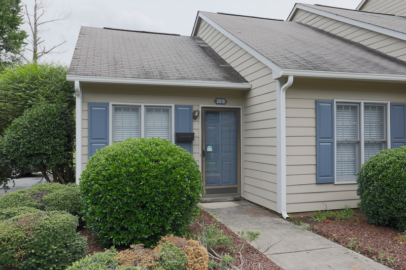 Durham Townhome: 2610 Hitchcock Drive