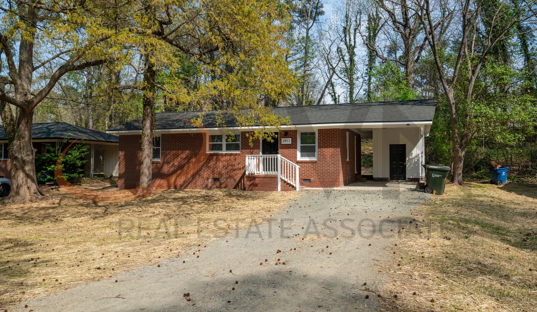 Durham House: 2911 Beechwood Drive