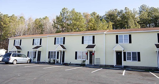 Creedmoor Apartment: Countrycrest Apartments