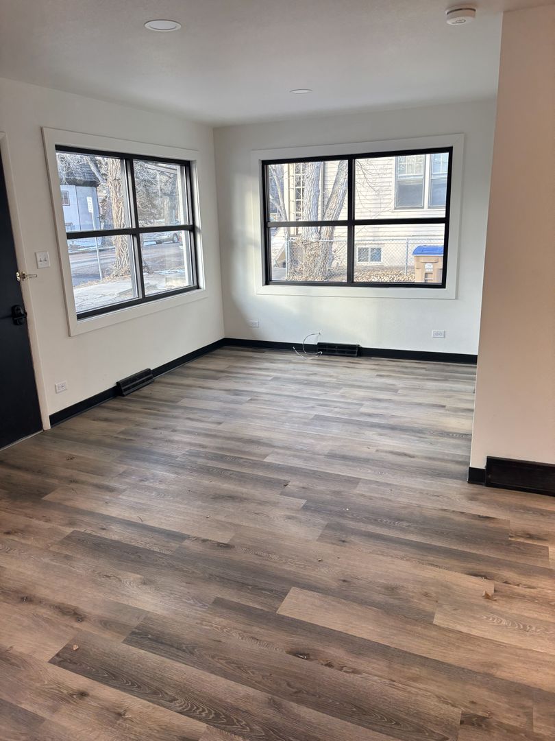 Laramie Apartment: 1303 South 13th