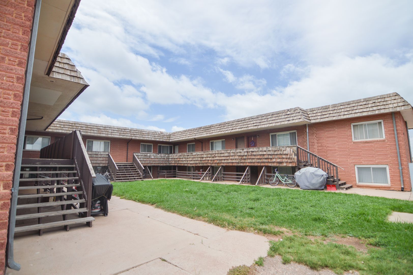 Laramie Apartment: 502 Reynolds