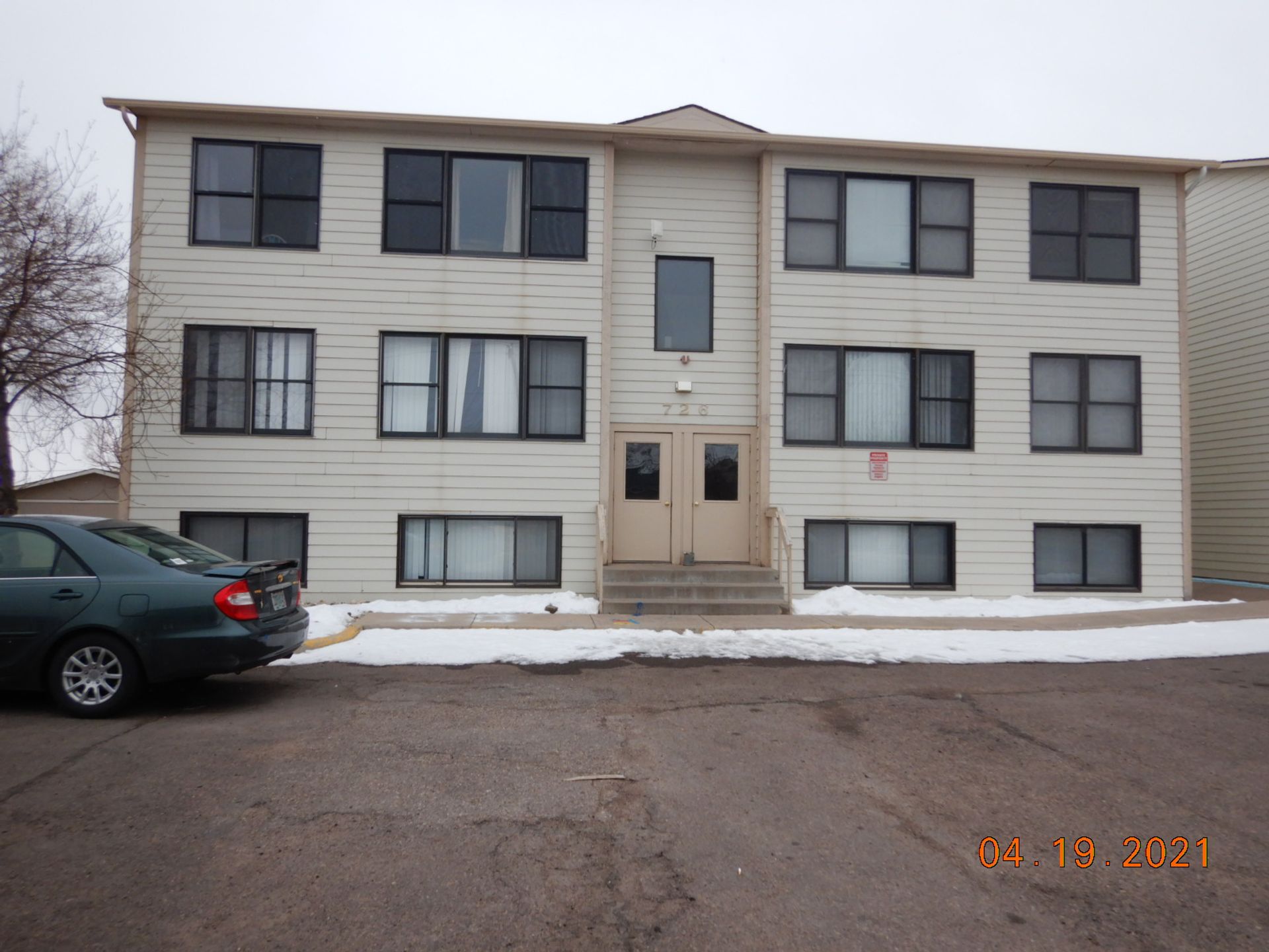 Laramie Apartment: 720 and 726  Beaufort Apt. #1-8
