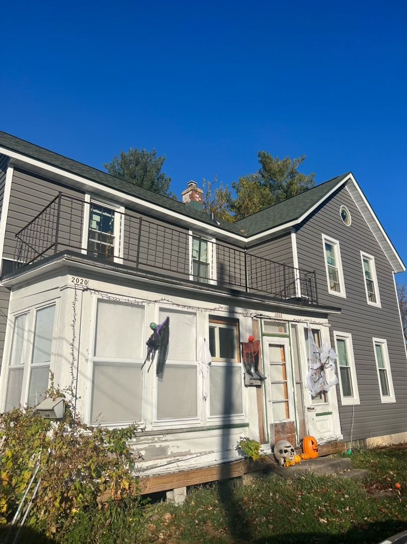 Middleton Apartment: 2020-2022 Coolidge Court