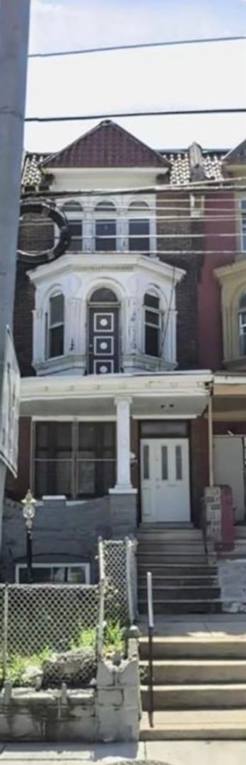 Philadelphia House: 3803 W Girard Ave