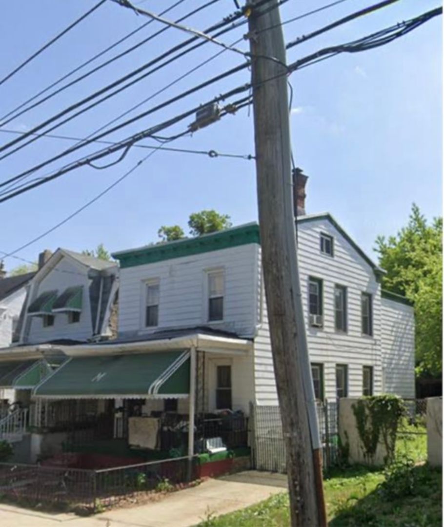 PHILADELPHIA House: 6728 CHEW AVE