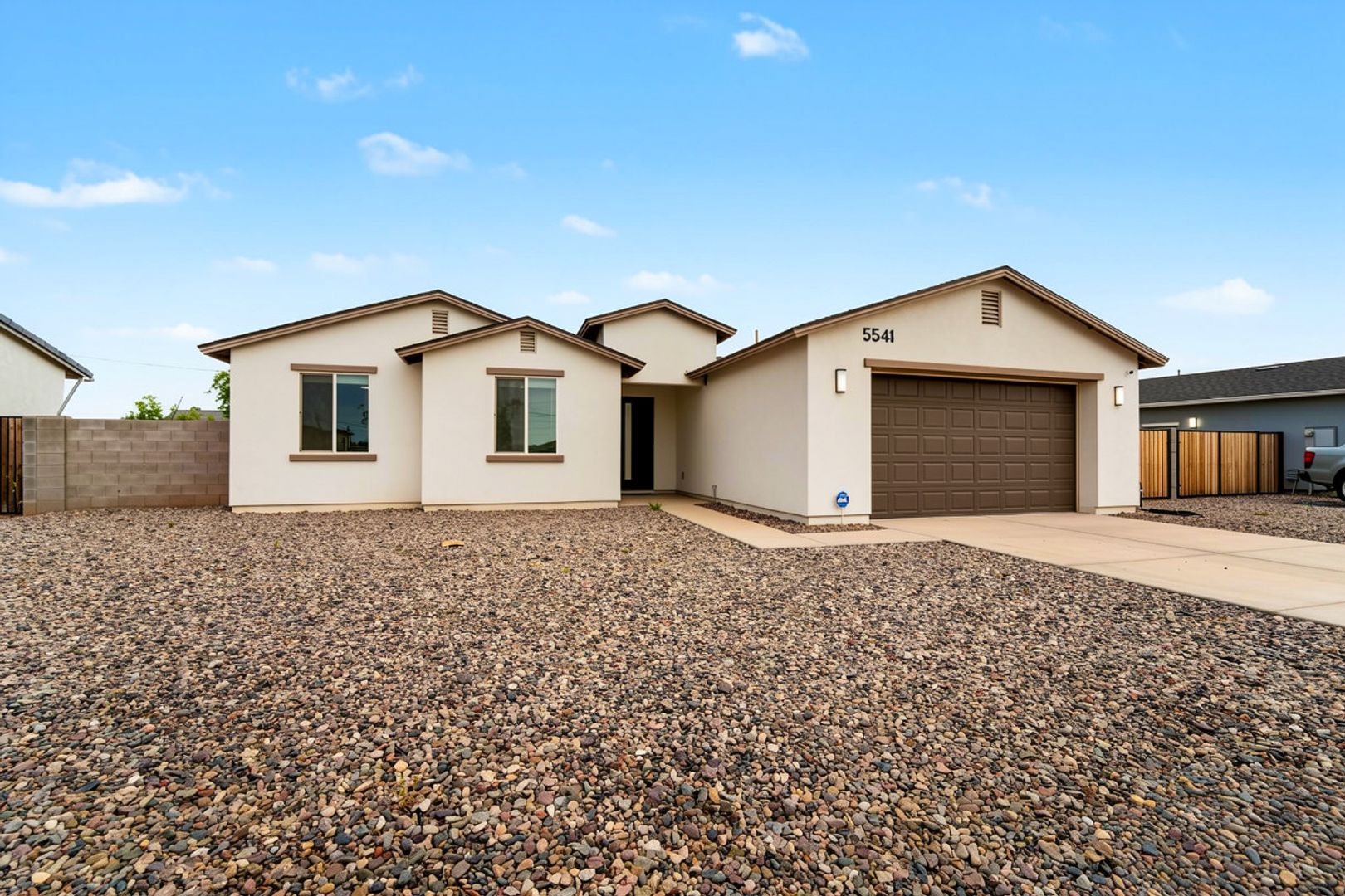 San Tan Valley House: 5541 E Santa Rita Dr