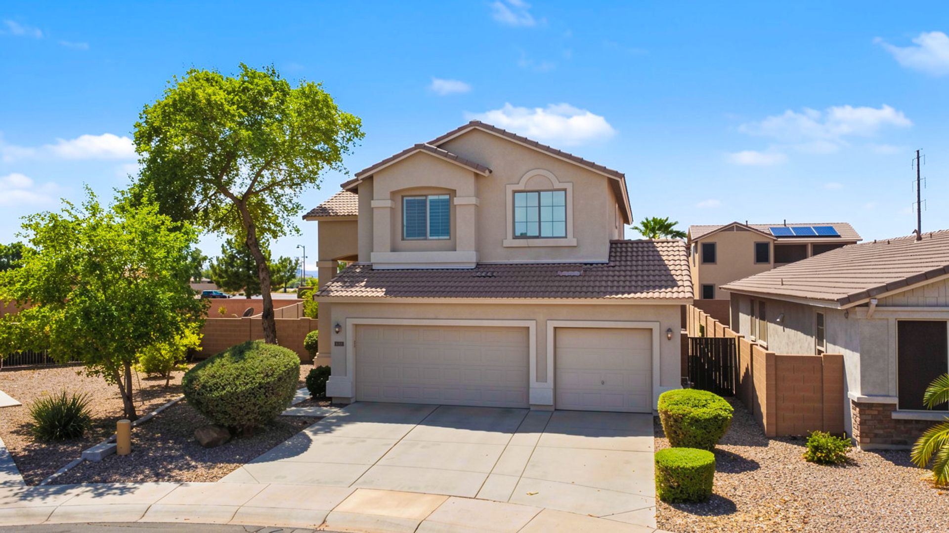 Maricopa House: 21338 N Cecil Ct