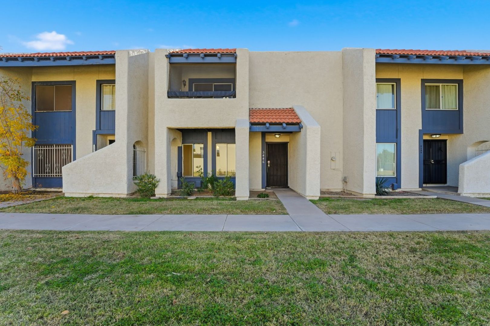 Glendale House: 5446 W El Caminito Dr