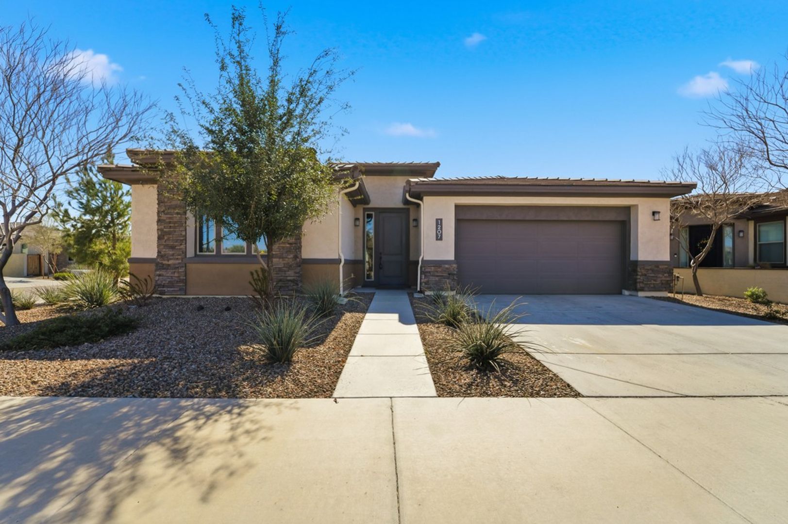 Queen Creek House: 1207 W Via Del Oro