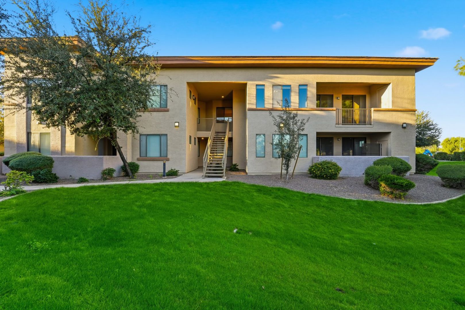 Chandler House: 3330 S Gilbert Rd, Unit 2003