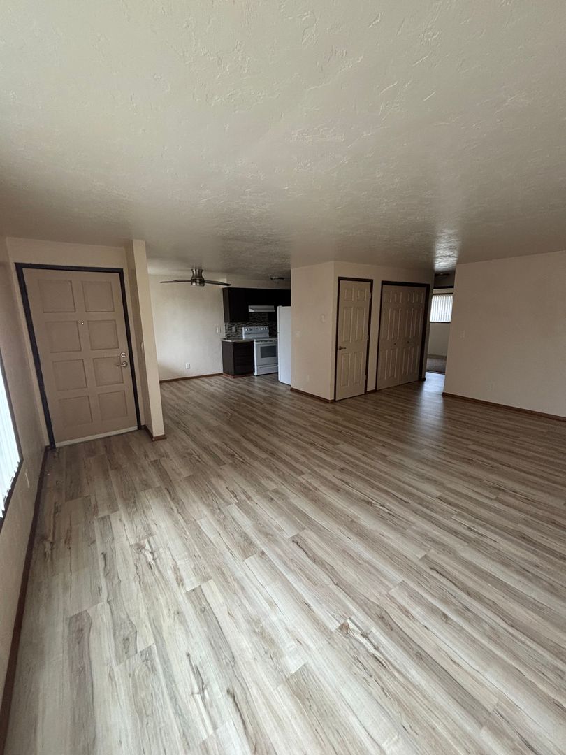 Hansard Manor Apartments LLC 2 of 12