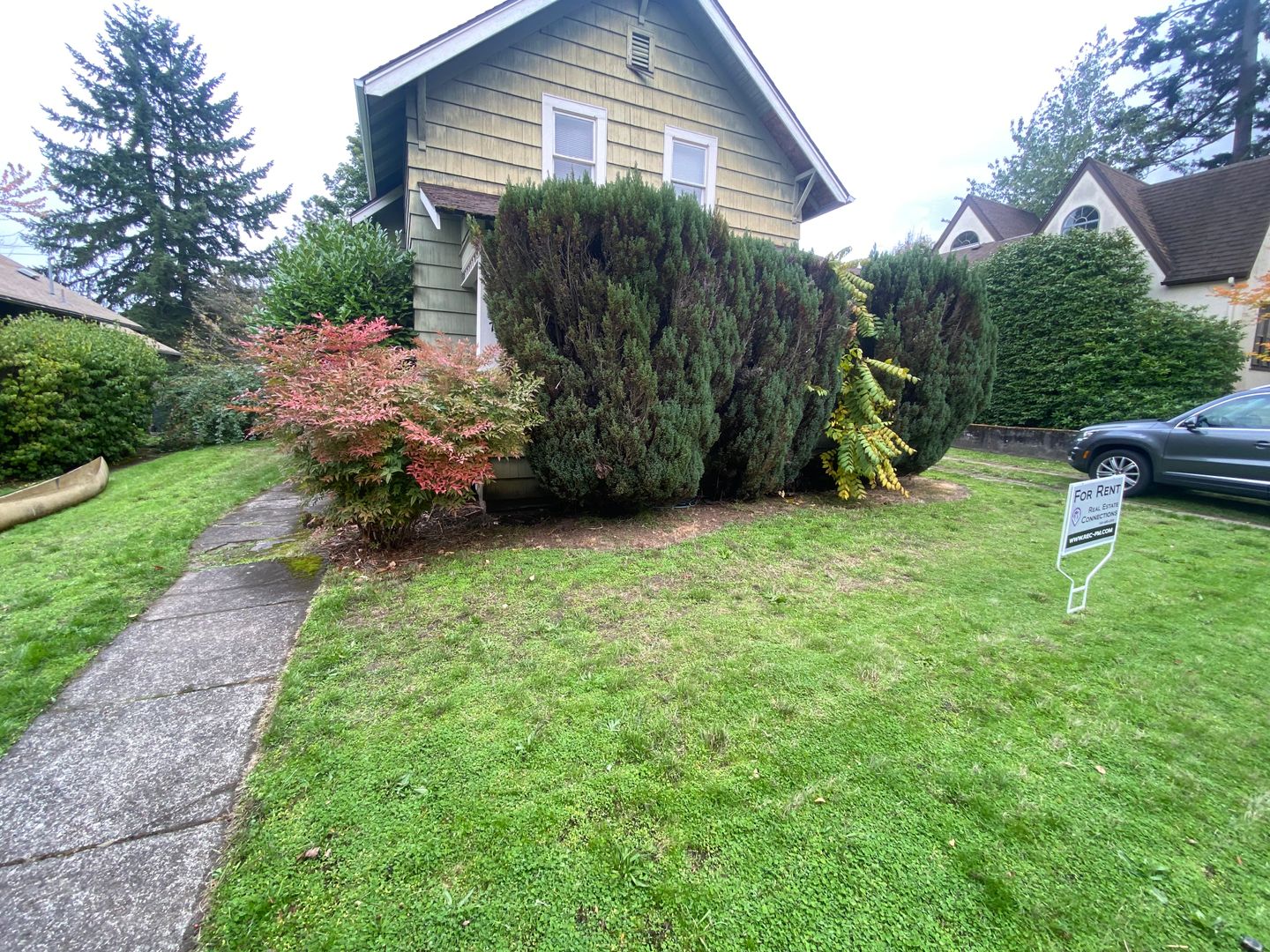Eugene Apartment: 1647 Villard Street - 1648-54 Orchard Alley