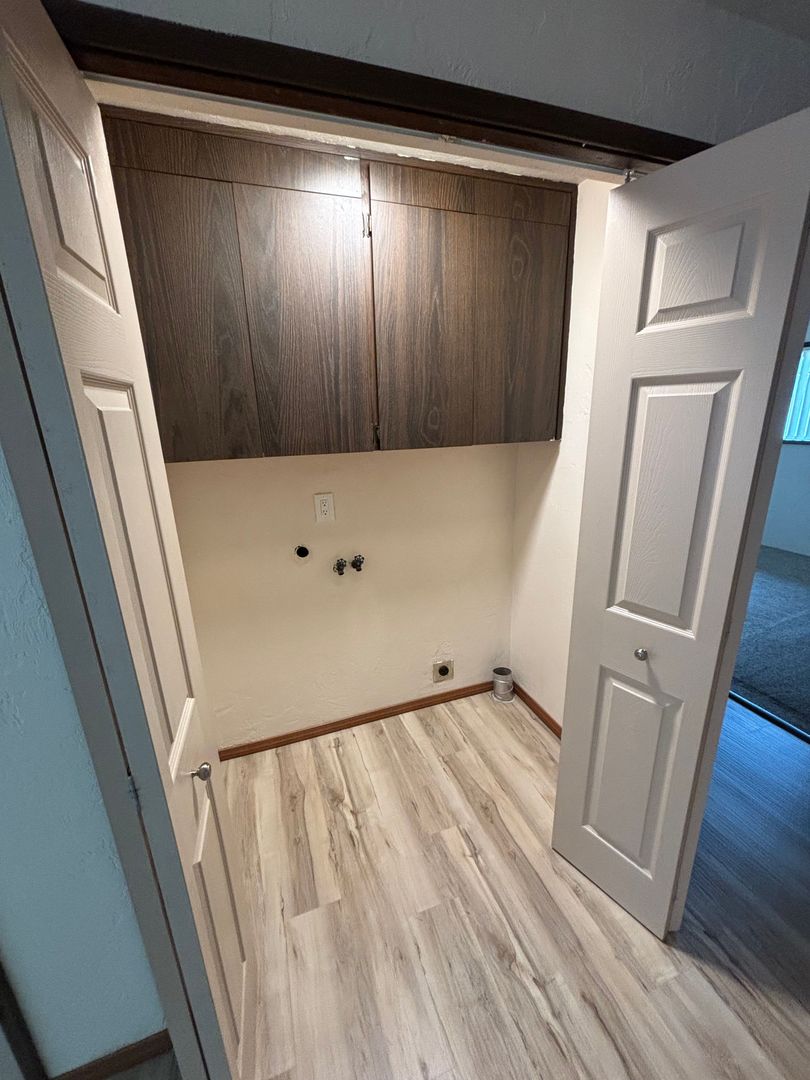 Hansard Manor Apartments LLC 6 of 12