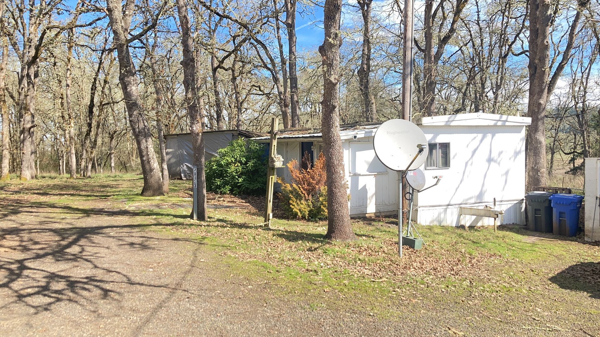 Eugene House: 28123 Benson Road