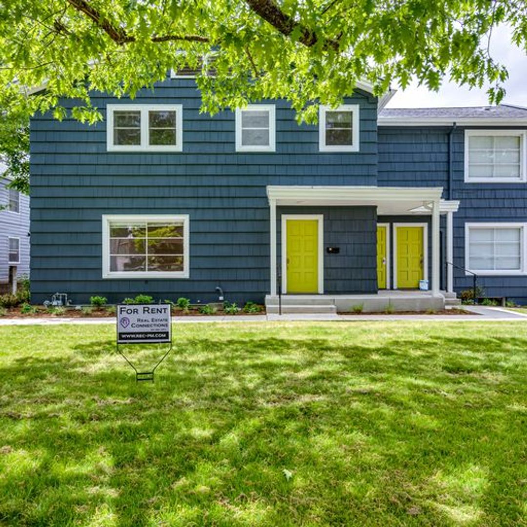 Eugene Apartment: 1860 Potter Street