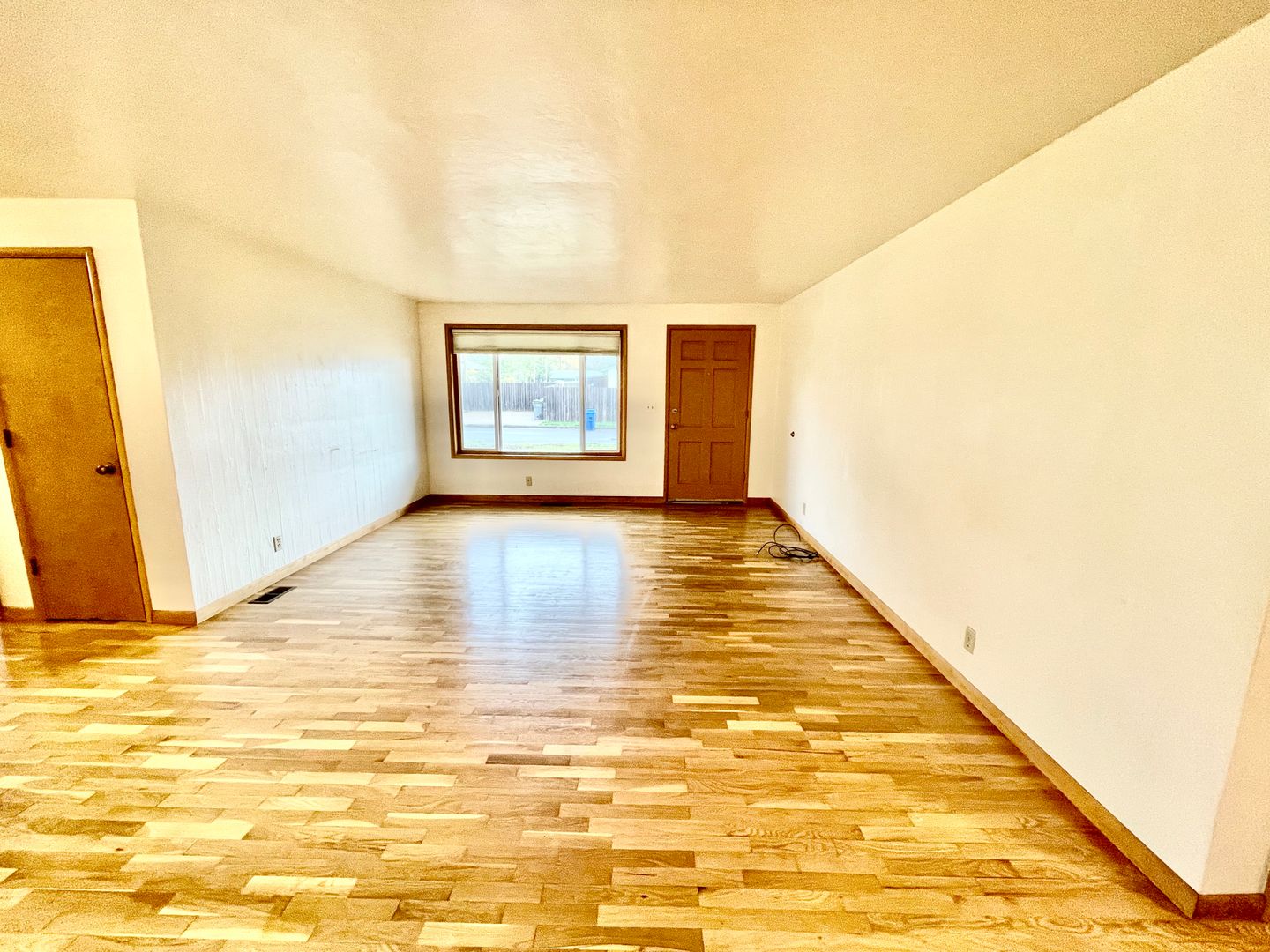 1710 Escalante 2 of 12
