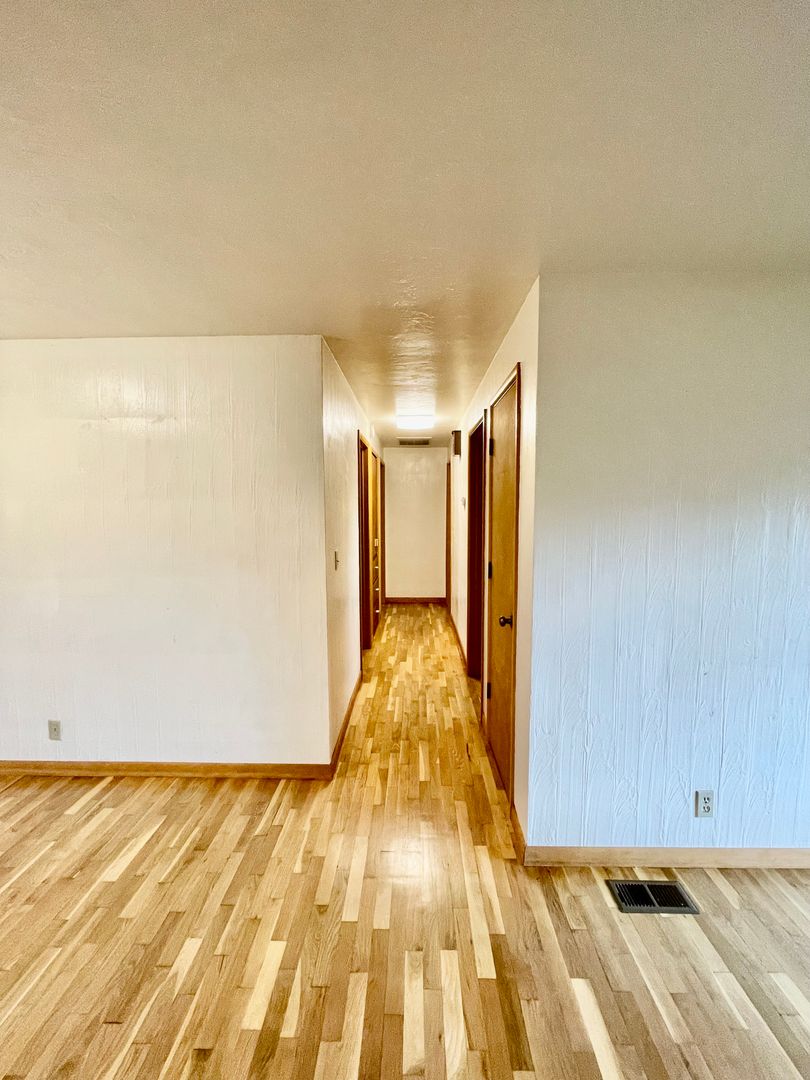 1710 Escalante 3 of 12