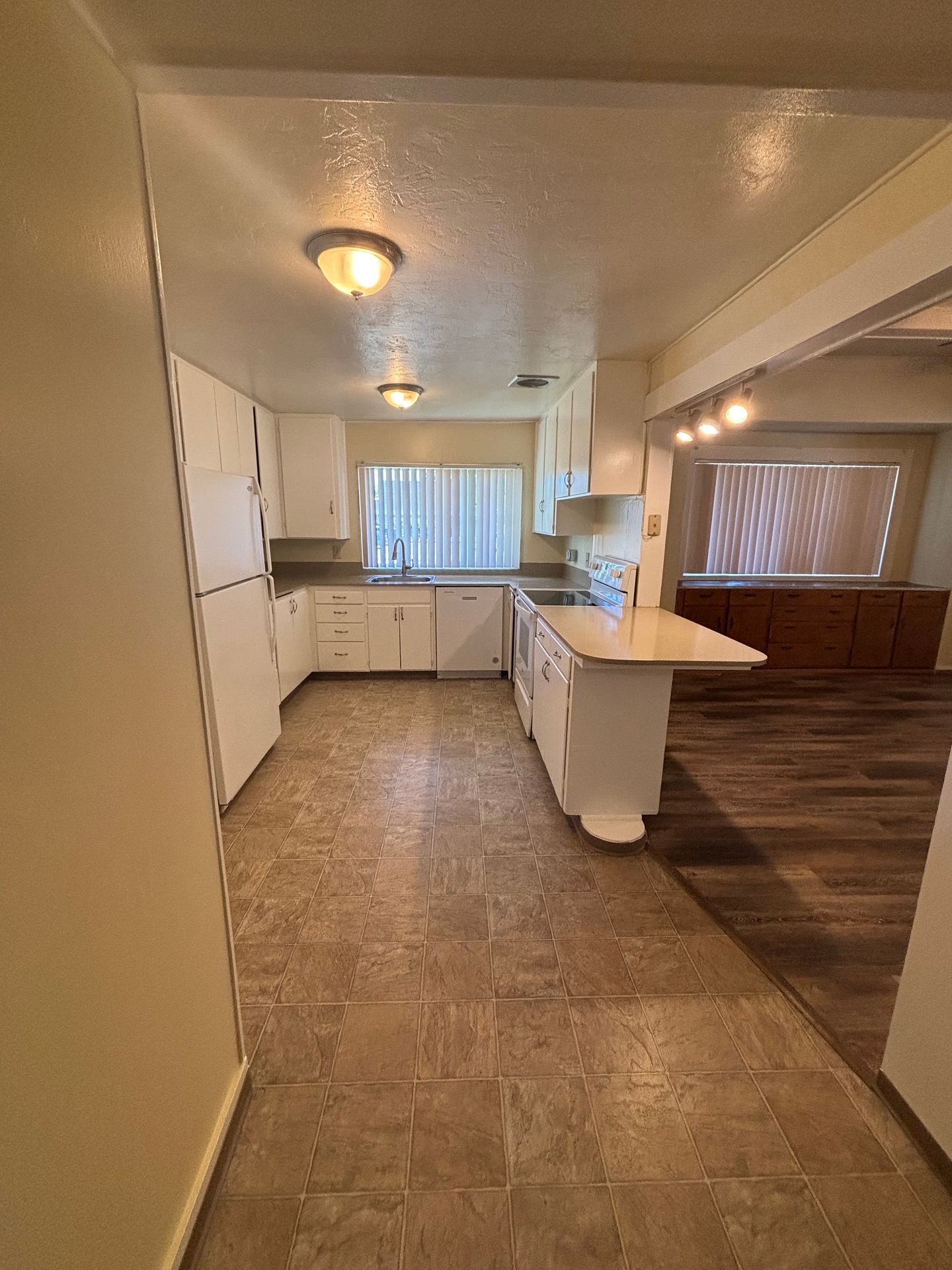 Hansard Manor Apartments LLC 9 of 12