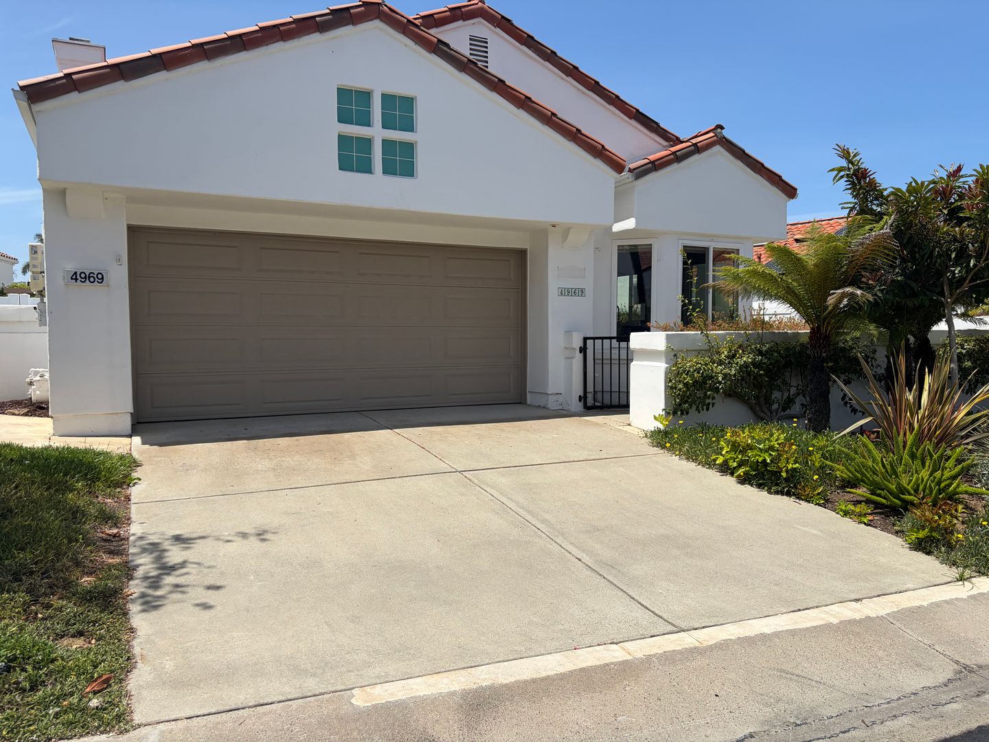 Oceanside House: 4969 Lamia Way