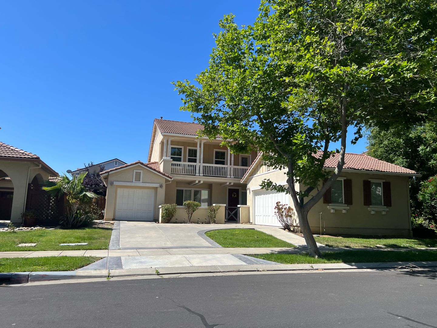 Mountain House House: 48 Heritage Dr