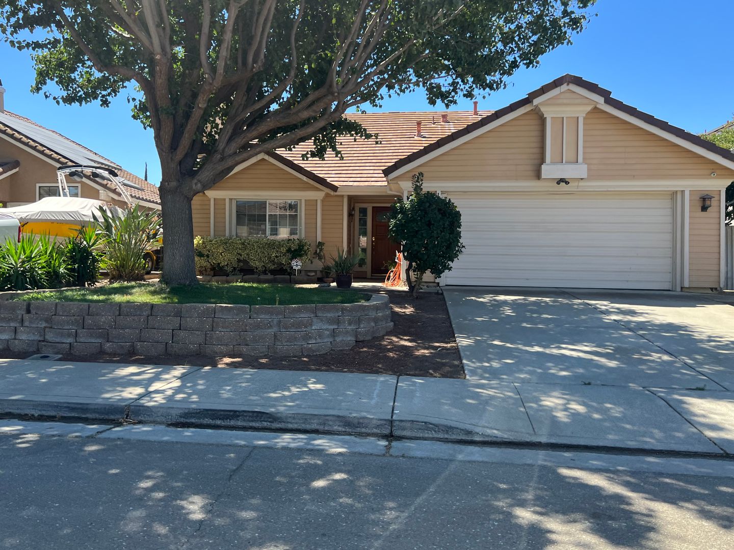 Tracy House: 1550 Deer Run Ln
