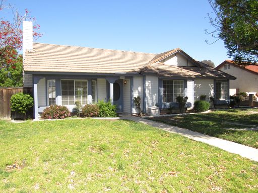 Spacious and Well Maintained 3 Bedroom 2 Bath single Family Home in The City of Corona – photo 1