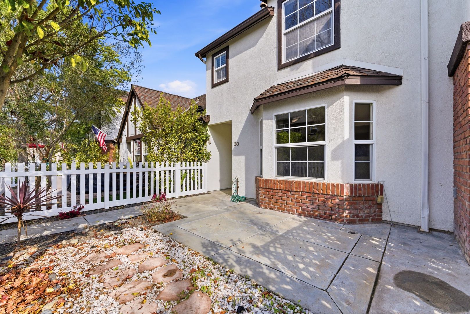 Ladera Ranch Townhome: 30 Three Vines Ct