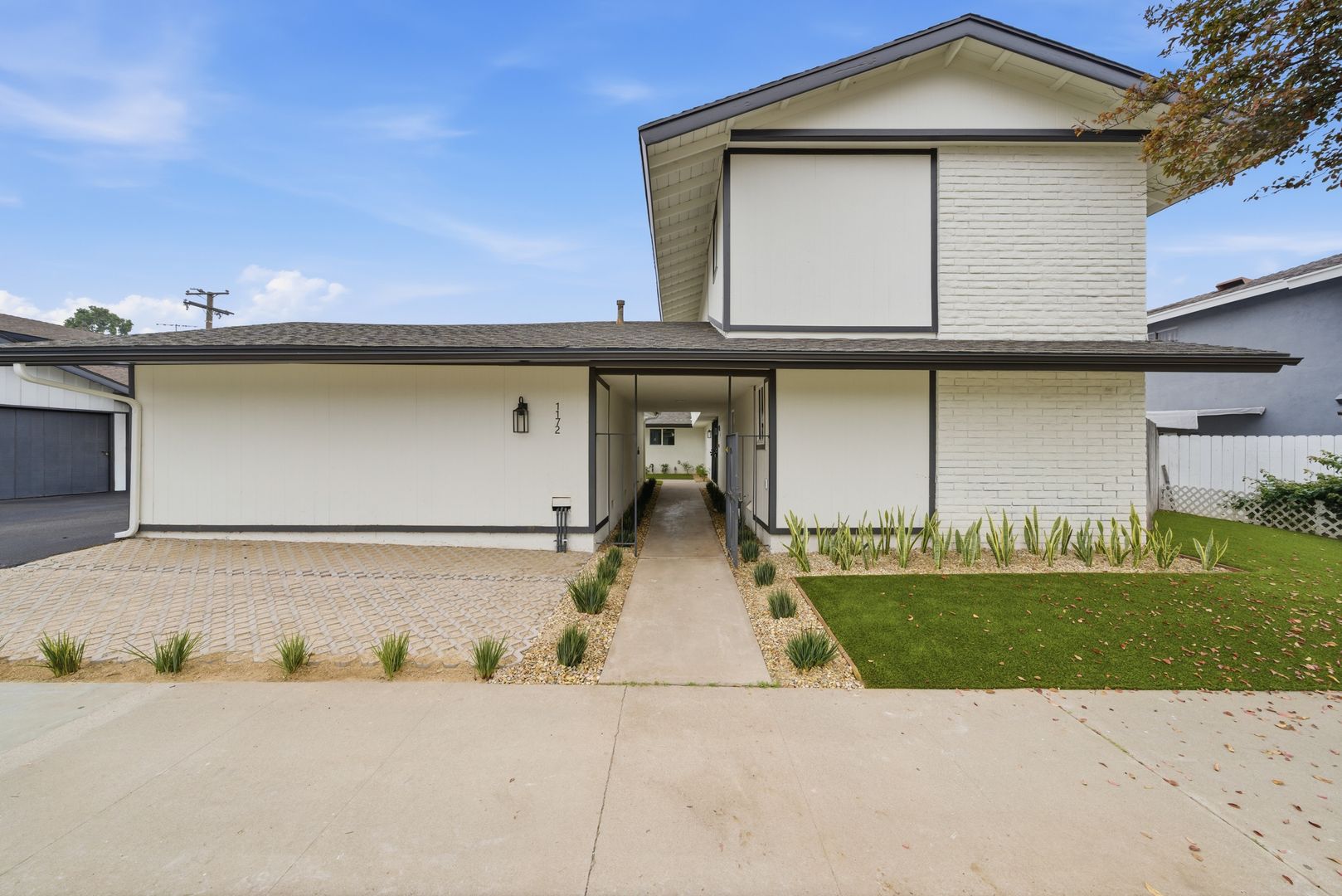 Orange Apartment: 1172 N. Shattuck Street