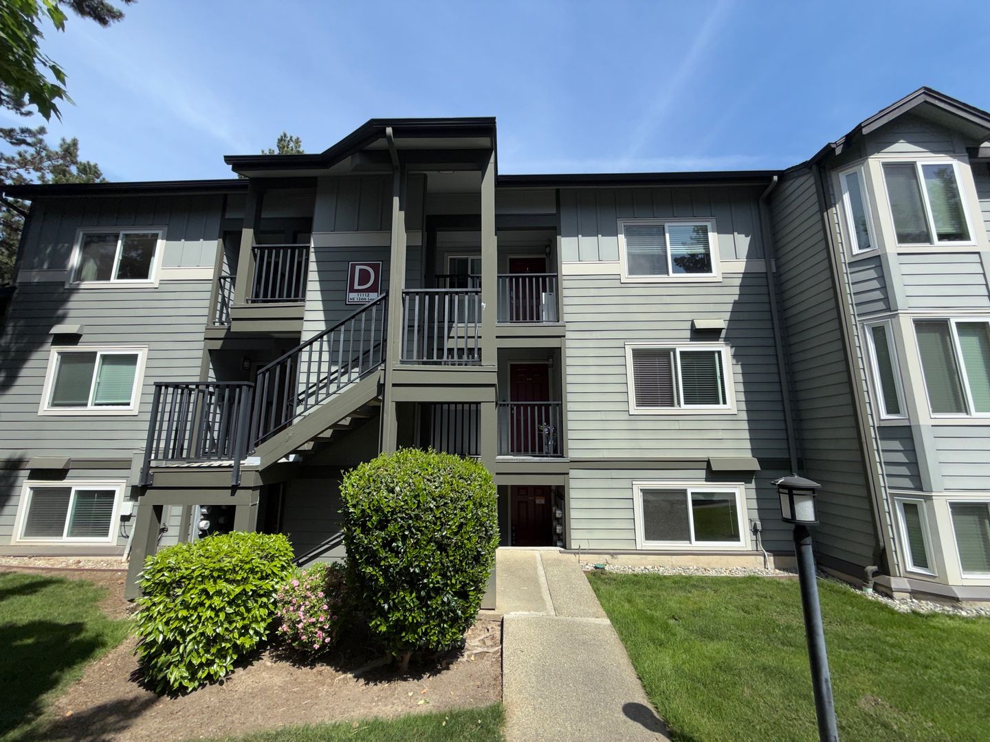 Kirkland Condo: 11112 NE 124th Lane
