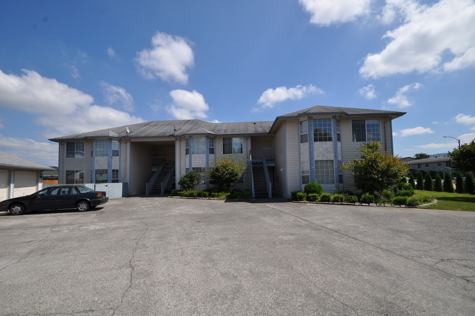 Monroe Apartment: 18445 Killarney Circle SE
