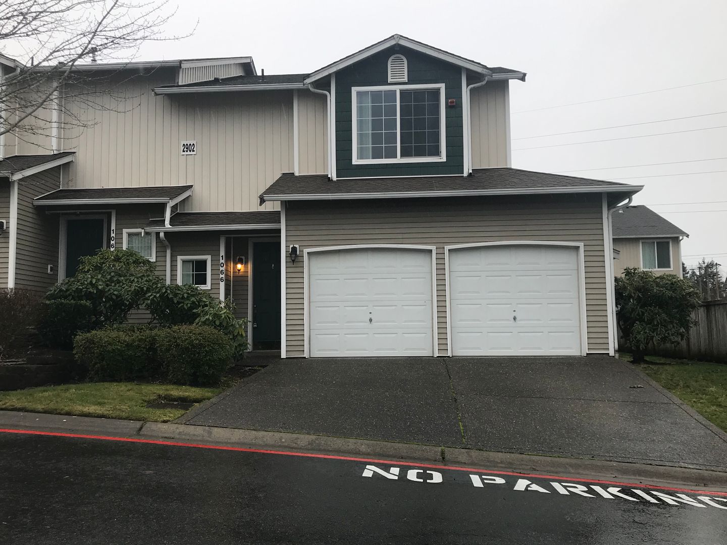 Renton House: 2902 SE 11th Place #1066